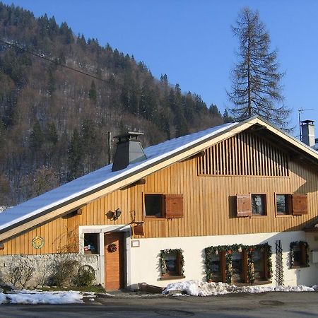 Gite Des Moulins Samoëns Zewnętrze zdjęcie
