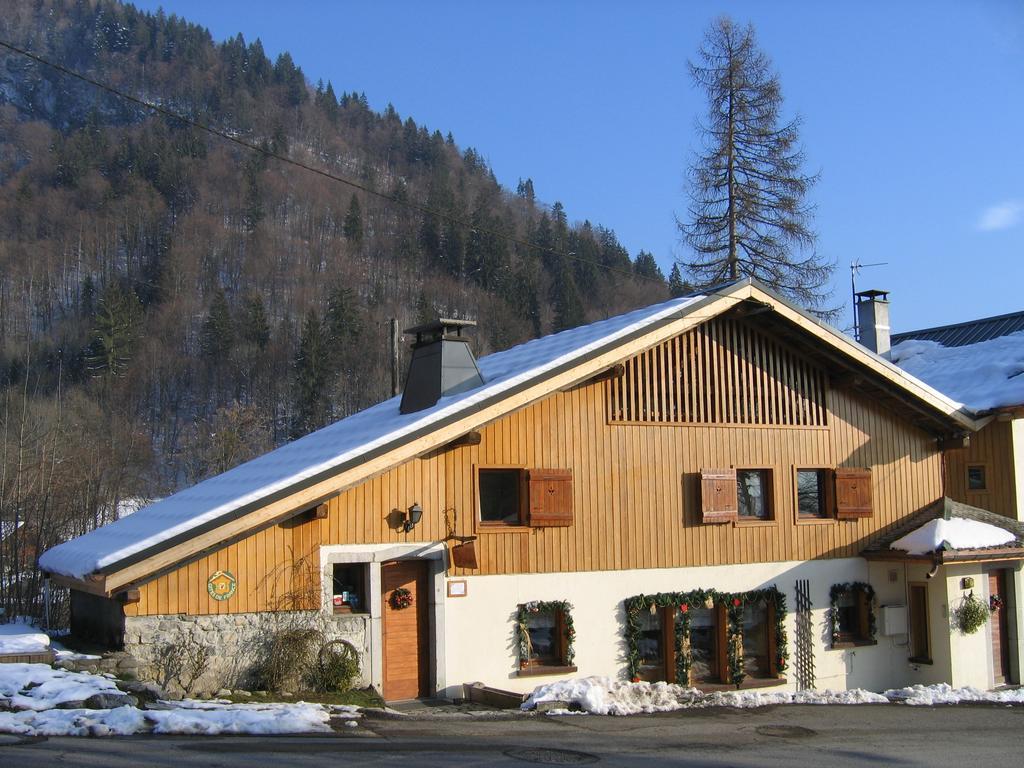 Gite Des Moulins Samoëns Zewnętrze zdjęcie